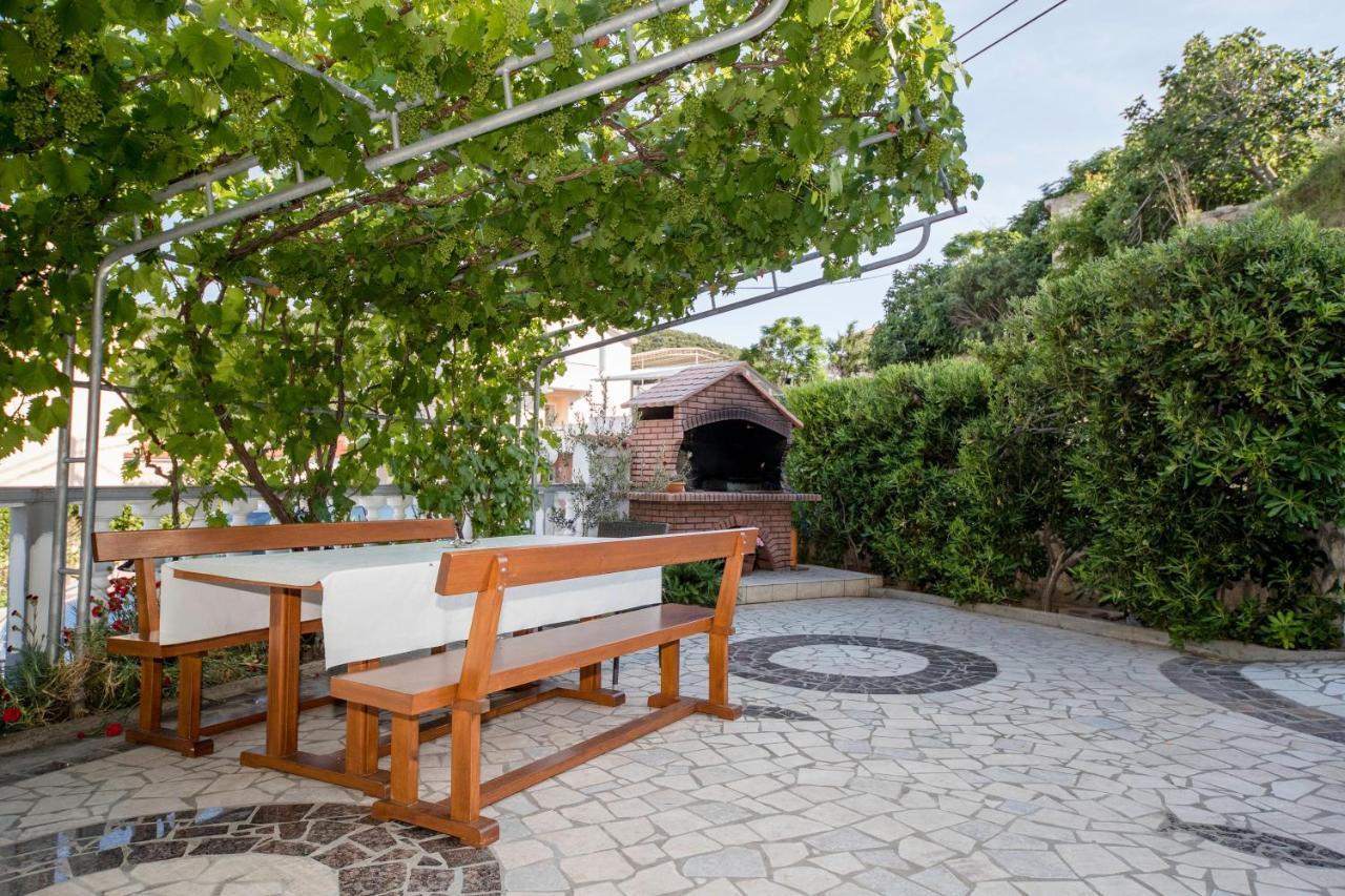 Apartmani Sanjin Tariba Supetarska Draga Exterior photo