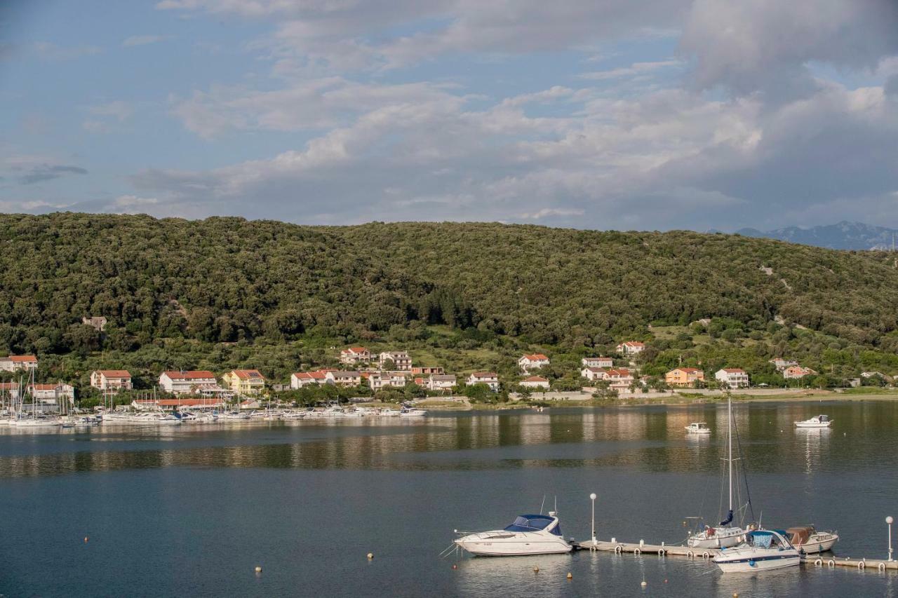 Apartmani Sanjin Tariba Supetarska Draga Exterior photo