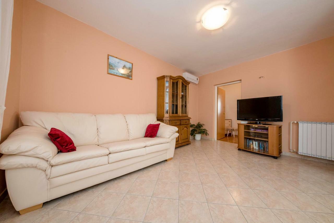 Apartmani Sanjin Tariba Supetarska Draga Exterior photo