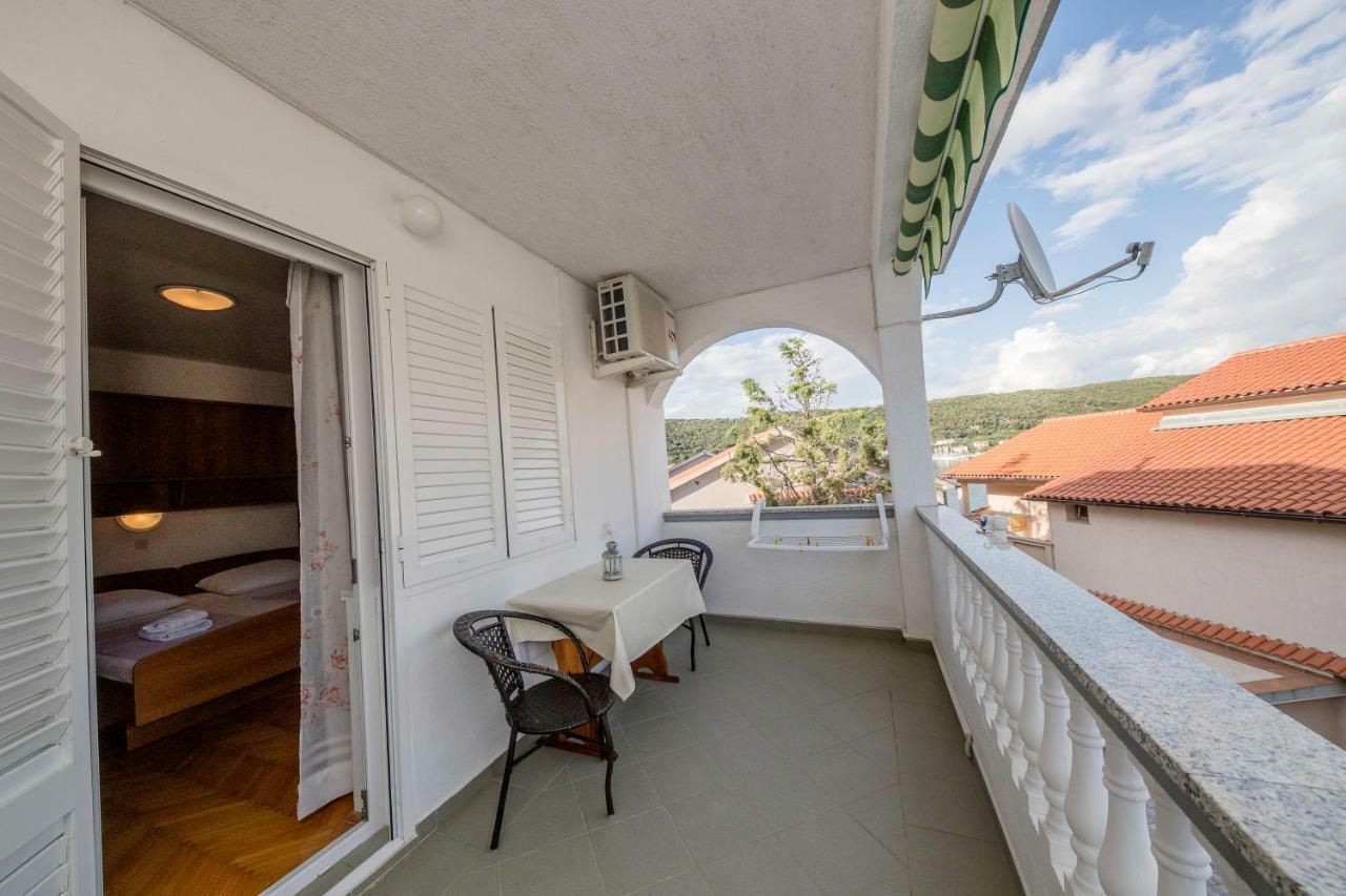 Apartmani Sanjin Tariba Supetarska Draga Exterior photo