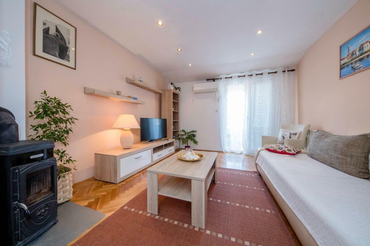 Apartmani Sanjin Tariba Supetarska Draga Exterior photo